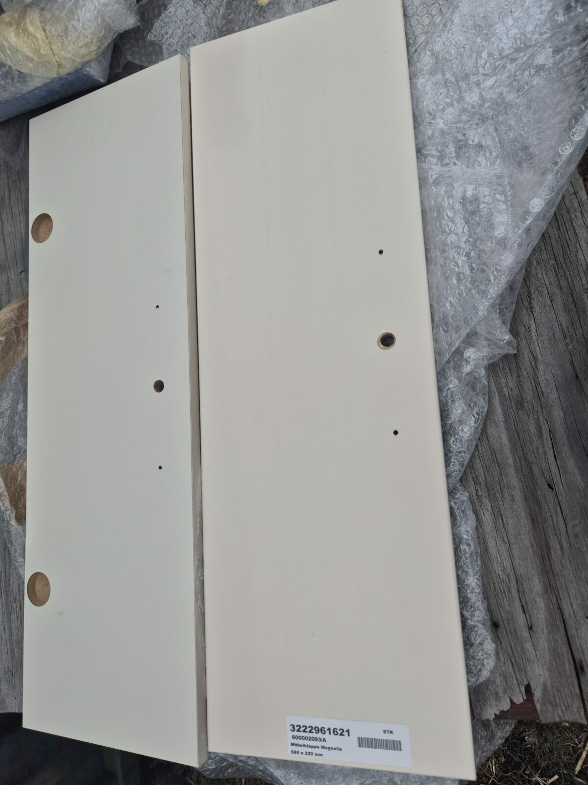 Front / Klapa szafki drzwiczki LMC / Hymer / Dethleffs / Bürstner 68x22 cm Magnolia – SKU 3222961621 -12